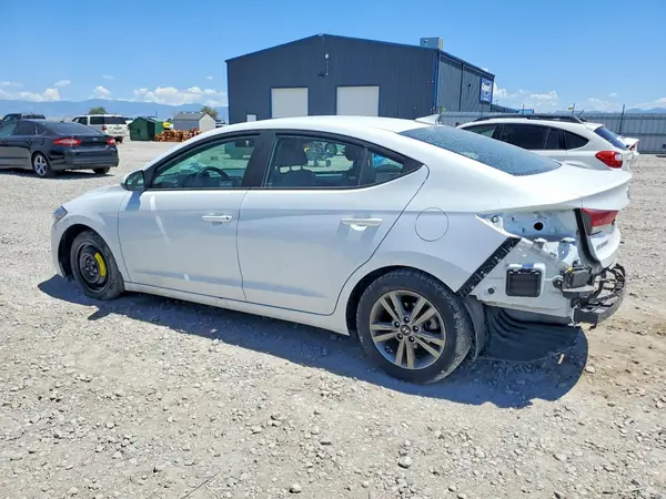 5NPD84LF3JH343245 2018 HYUNDAI ELANTRA - Image 2