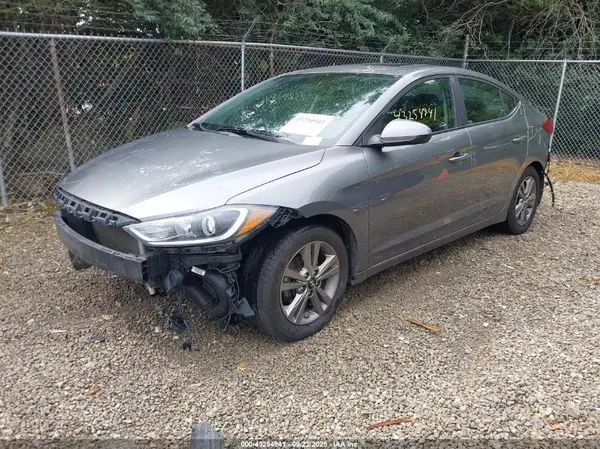 5NPD84LF3JH344590 2018 HYUNDAI ELANTRA - Image 2