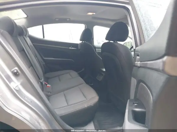 5NPD84LF3JH344590 2018 HYUNDAI ELANTRA - Image 8