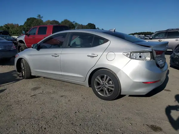 5NPD84LF3JH346341 2018 HYUNDAI ELANTRA - Image 2