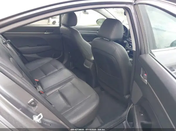 5NPD84LF3JH351068 2018 HYUNDAI ELANTRA - Image 8