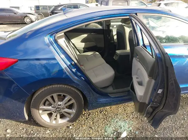 5NPD84LF3JH351152 2018 HYUNDAI ELANTRA - Image 8