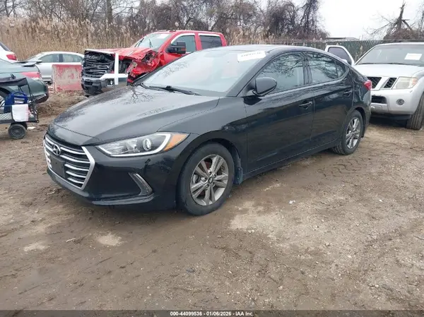 5NPD84LF3JH352396 2018 HYUNDAI ELANTRA - Image 2