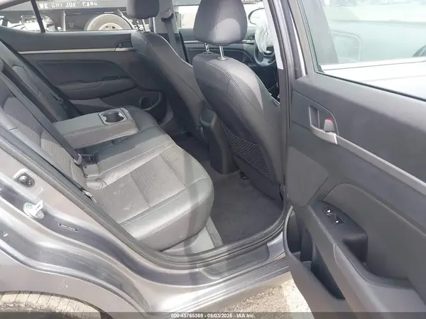 5NPD84LF3JH354780 2018 HYUNDAI ELANTRA - Image 8