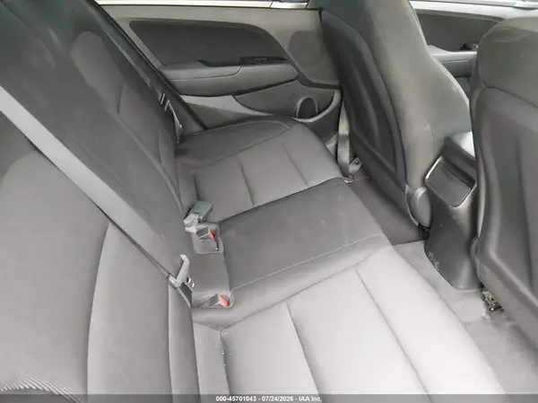 5NPD84LF3JH357601 2018 HYUNDAI ELANTRA - Image 8