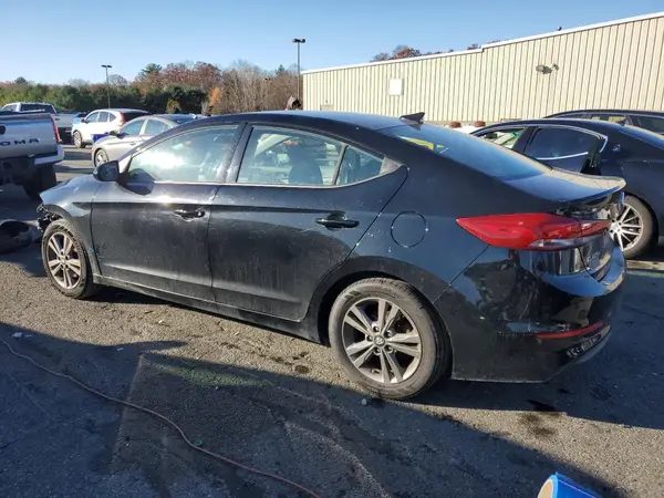 5NPD84LF3JH358201 2018 HYUNDAI ELANTRA - Image 2