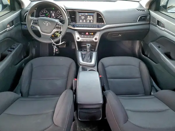 5NPD84LF3JH358988 2018 HYUNDAI ELANTRA - Image 8