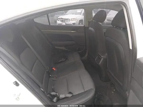5NPD84LF3JH365195 2018 HYUNDAI ELANTRA - Image 8