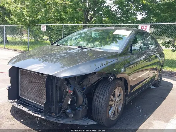 5NPD84LF3JH368582 2018 HYUNDAI ELANTRA - Image 2