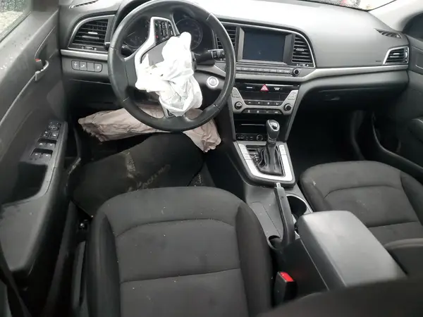 5NPD84LF3JH370929 2018 HYUNDAI ELANTRA - Image 8