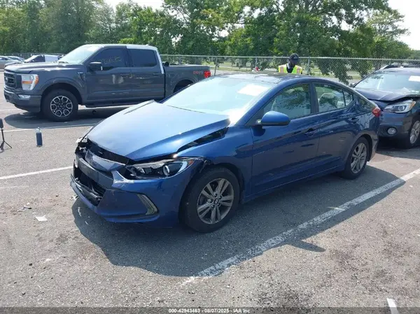 5NPD84LF3JH372311 2018 HYUNDAI ELANTRA - Image 2
