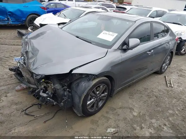 5NPD84LF3JH372938 2018 HYUNDAI ELANTRA - Image 2