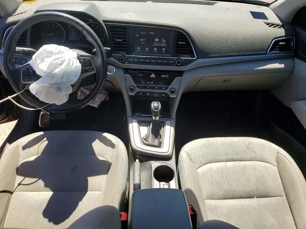5NPD84LF3JH373460 2018 HYUNDAI ELANTRA - Image 8