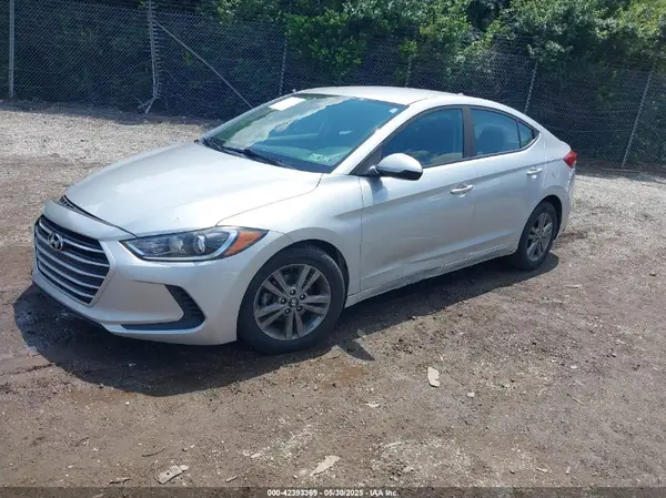 5NPD84LF3JH374205 2018 HYUNDAI ELANTRA - Image 2