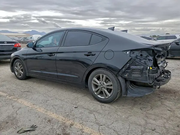5NPD84LF3JH374723 2018 HYUNDAI ELANTRA - Image 2