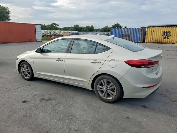 5NPD84LF3JH375175 2018 HYUNDAI ELANTRA - Image 2