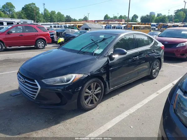 5NPD84LF3JH375466 2018 HYUNDAI ELANTRA - Image 2