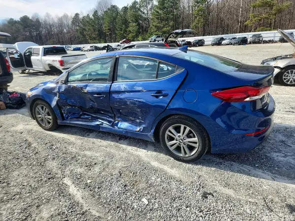 5NPD84LF3JH379887 2018 HYUNDAI ELANTRA - Image 2