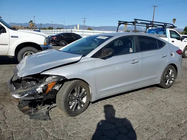 5NPD84LF3JH381123 2018 HYUNDAI ELANTRA - Image 1