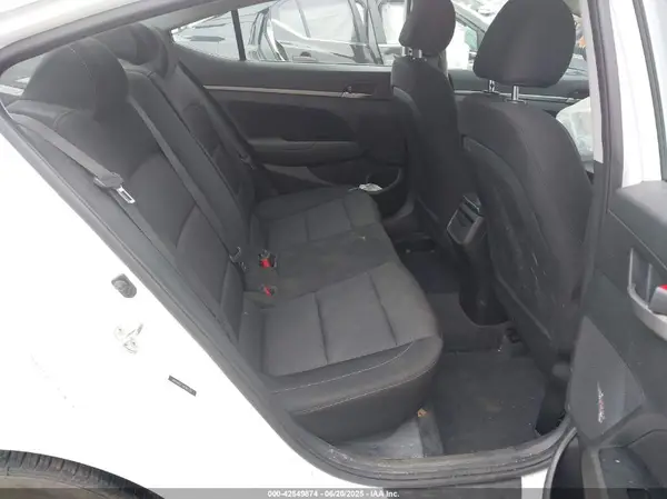 5NPD84LF3JH381235 2018 HYUNDAI ELANTRA - Image 8