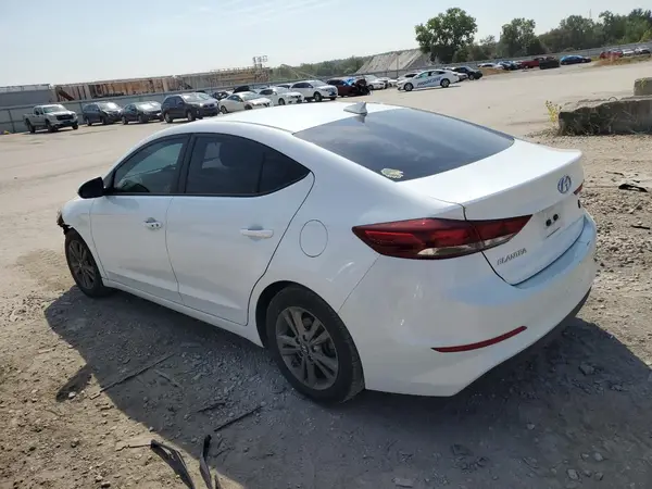 5NPD84LF3JH382286 2018 HYUNDAI ELANTRA - Image 2