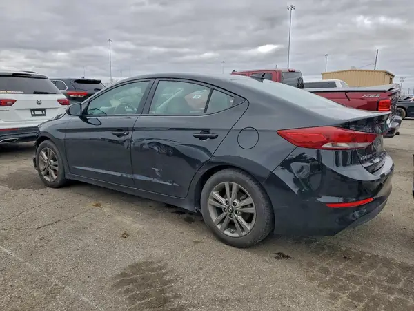 5NPD84LF3JH382563 2018 HYUNDAI ELANTRA - Image 2