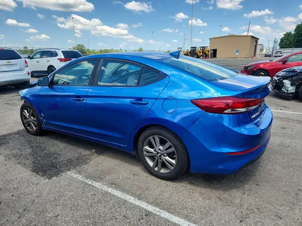 5NPD84LF3JH382952 2018 HYUNDAI ELANTRA - Image 2