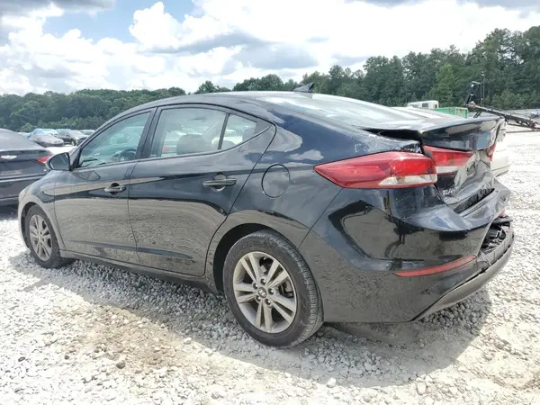 5NPD84LF3JH383566 2018 HYUNDAI ELANTRA - Image 2
