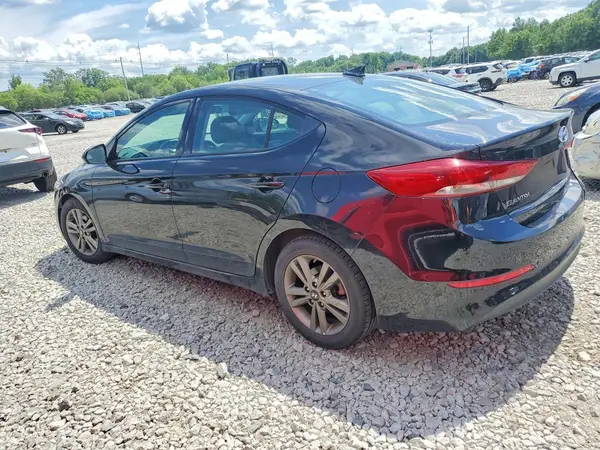 5NPD84LF3JH384281 2018 HYUNDAI ELANTRA - Image 2