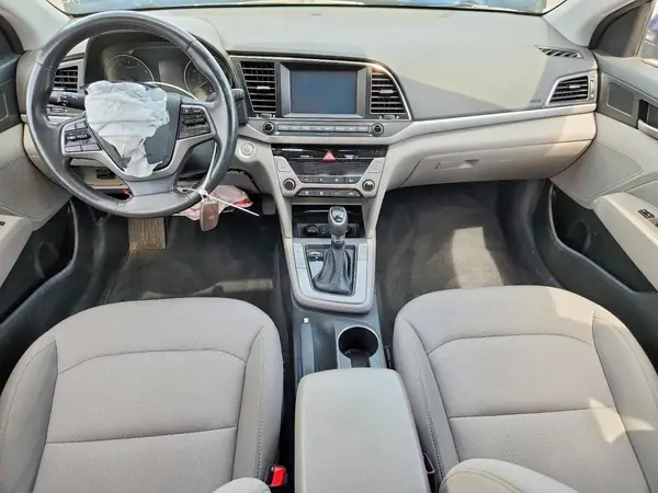 5NPD84LF3JH384555 2018 HYUNDAI ELANTRA - Image 8