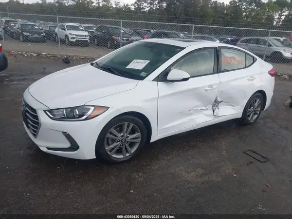 5NPD84LF3JH385172 2018 HYUNDAI ELANTRA - Image 2