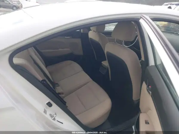 5NPD84LF3JH385172 2018 HYUNDAI ELANTRA - Image 8