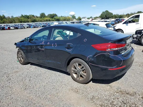 5NPD84LF3JH385270 2018 HYUNDAI ELANTRA - Image 2