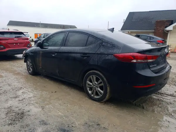 5NPD84LF3JH391893 2018 HYUNDAI ELANTRA - Image 2