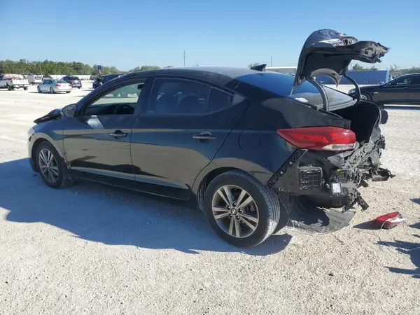 5NPD84LF3JH396222 2018 HYUNDAI ELANTRA - Image 2