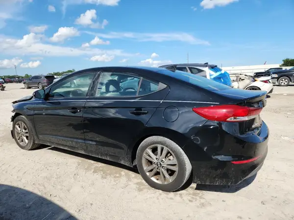5NPD84LF3JH397225 2018 HYUNDAI ELANTRA - Image 2
