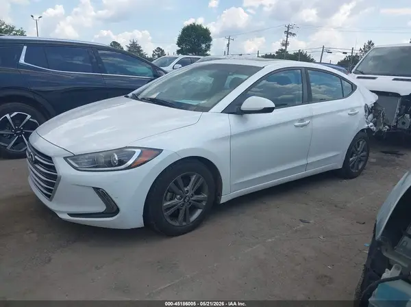 5NPD84LF3JH401483 2018 HYUNDAI ELANTRA - Image 2