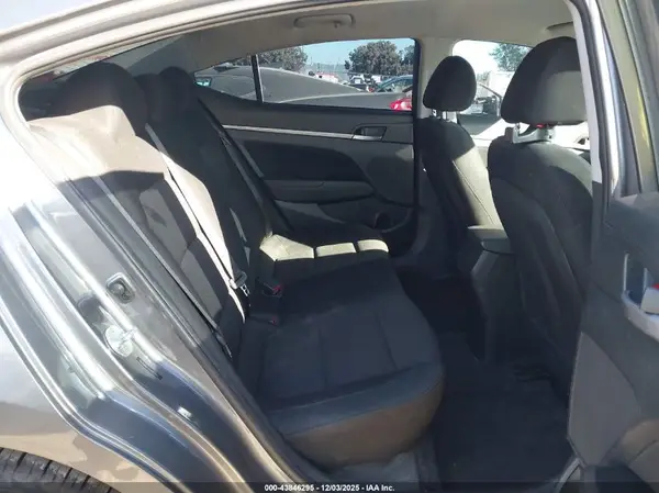 5NPD84LF3KH403283 2019 HYUNDAI ELANTRA - Image 8