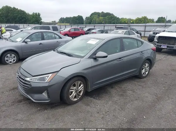 5NPD84LF3KH407396 2019 HYUNDAI ELANTRA - Image 2