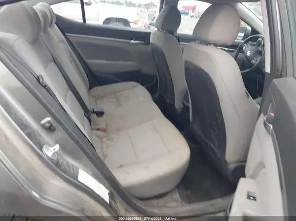 5NPD84LF3KH407396 2019 HYUNDAI ELANTRA - Image 8