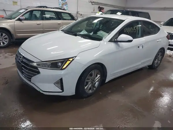 5NPD84LF3KH408676 2019 HYUNDAI ELANTRA - Image 2