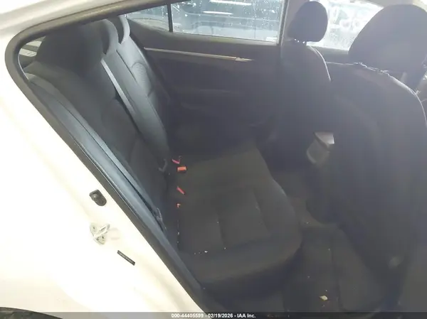 5NPD84LF3KH408676 2019 HYUNDAI ELANTRA - Image 8