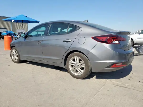 5NPD84LF3KH409360 2019 HYUNDAI ELANTRA - Image 2