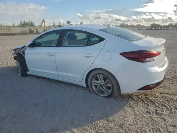 5NPD84LF3KH410895 2019 HYUNDAI ELANTRA - Image 2