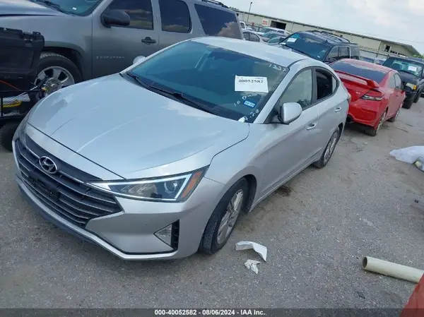 5NPD84LF3KH411237 2019 HYUNDAI ELANTRA - Image 2