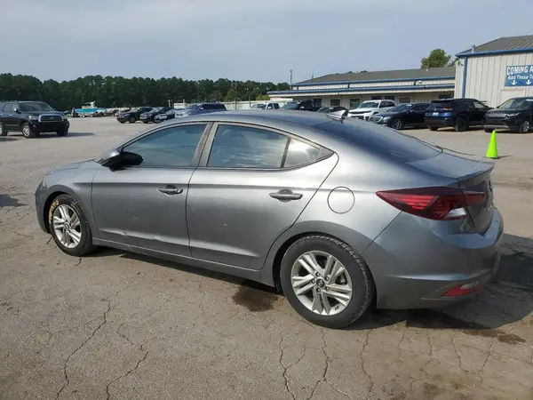 5NPD84LF3KH415627 2019 HYUNDAI ELANTRA - Image 2