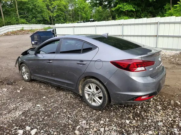 5NPD84LF3KH416485 2019 HYUNDAI ELANTRA - Image 2