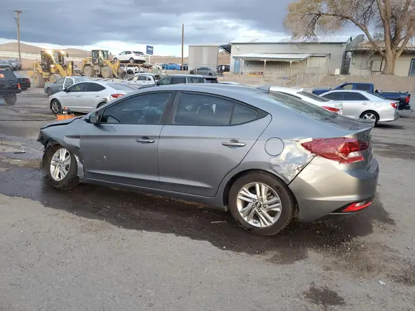 5NPD84LF3KH417197 2019 HYUNDAI ELANTRA - Image 2