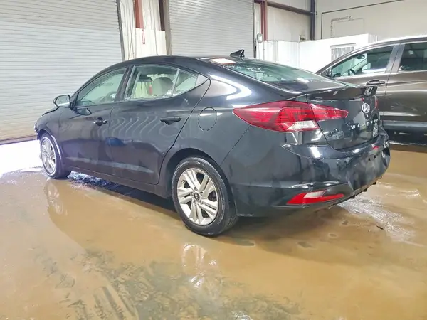 5NPD84LF3KH418270 2019 HYUNDAI ELANTRA - Image 2