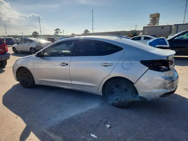 5NPD84LF3KH419337 2019 HYUNDAI ELANTRA - Image 2